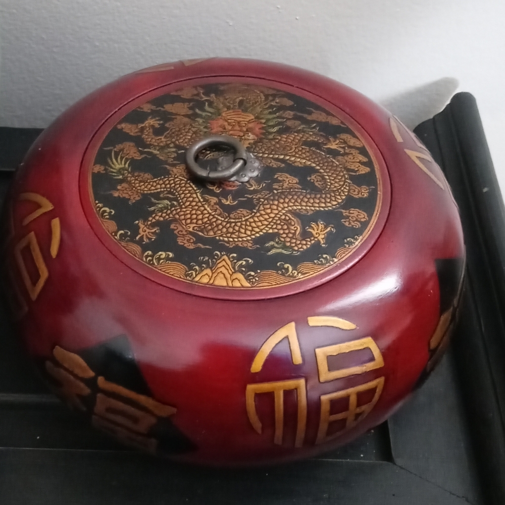 Tibetan decor
